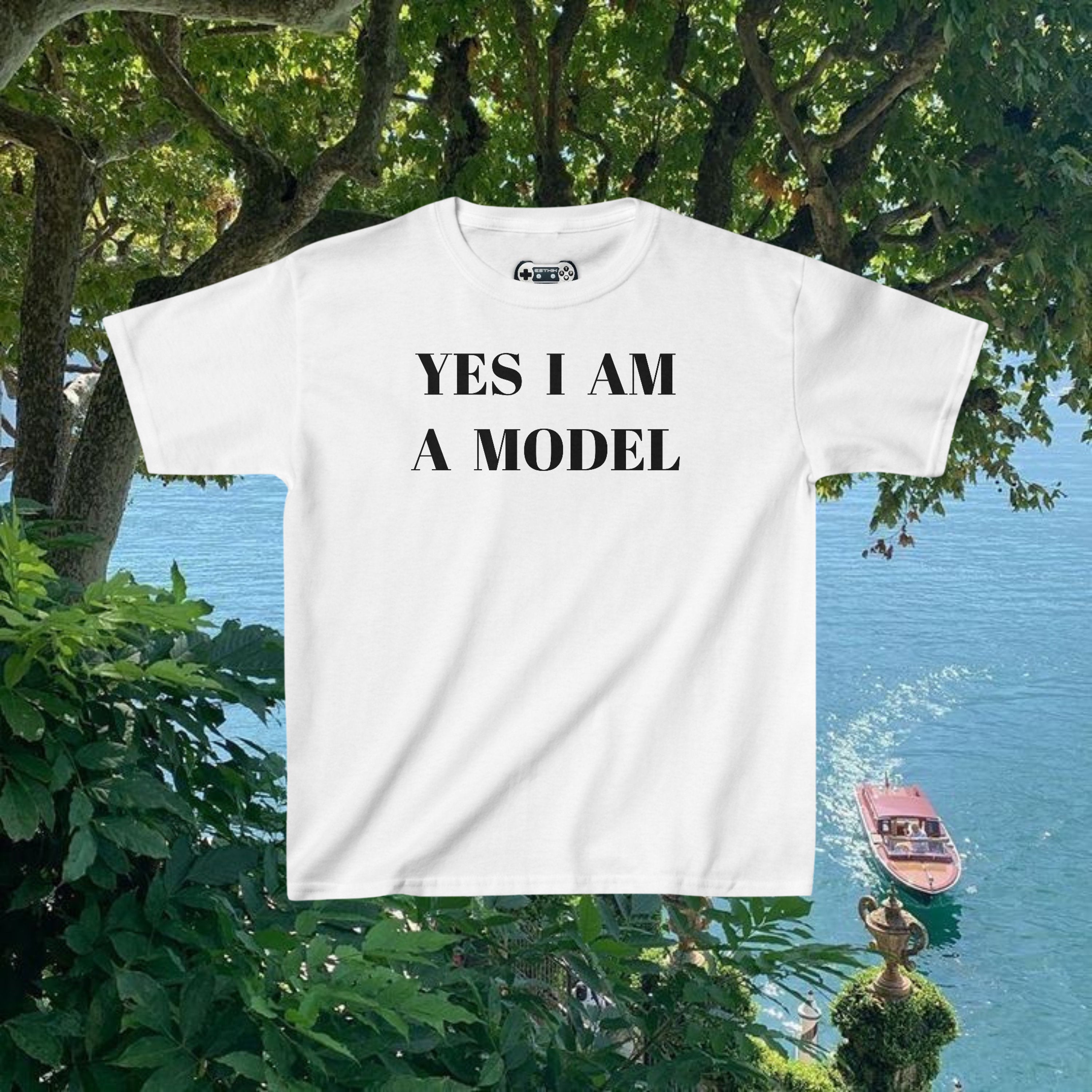 I Am A Model Y2k Baby Tee | E-Girl Retro 2000s Crop Top, Aesthetic Y2K Clothing for Women, Modeling Dreamers